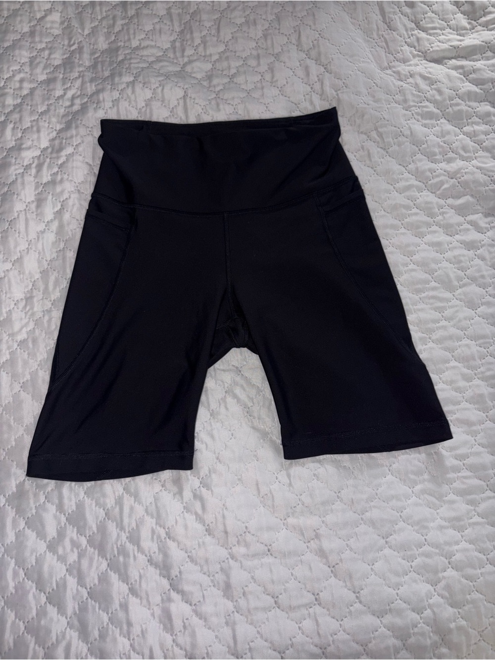 Old Navy Black High-Rise Bike Shorts with Side Pockets